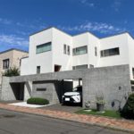 札幌市清田区S様邸　外壁塗装/屋根塗装/コンクリート打ち放し再現塗装/木部塗装/FRP防水面塗装/ウレタン防水面塗装/アスファルト防水/手すり塗装/玄関ドア塗装【イズミ塗装】